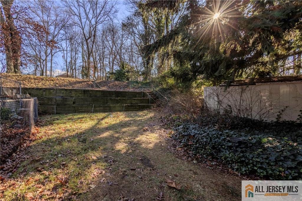 81 Farms Circle, East Brunswick, New Jersey image 48