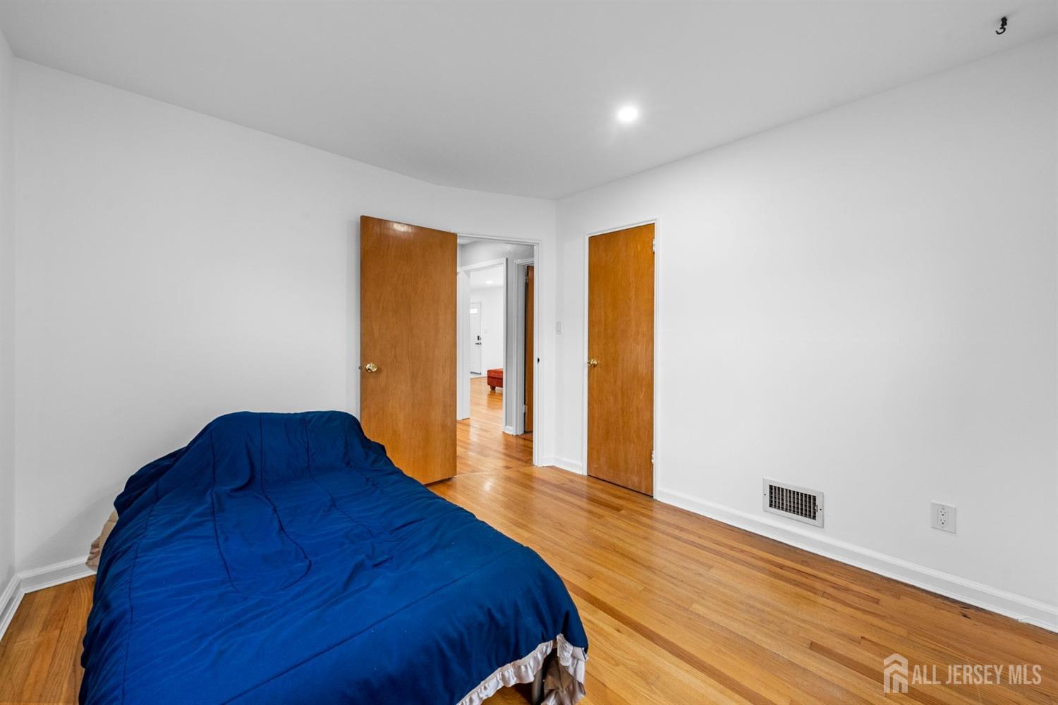 130 Cumberland Street, South Plainfield, New Jersey image 20