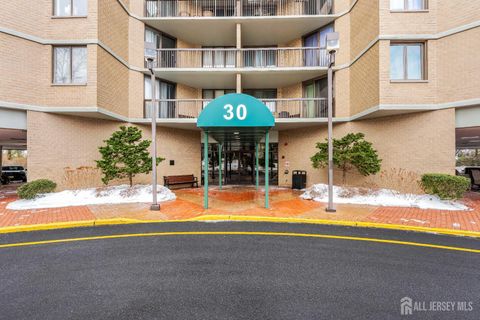 Condo For Sale - 30 S Adelaide Avenue #4J<br/> Highland Park, NJ 08904