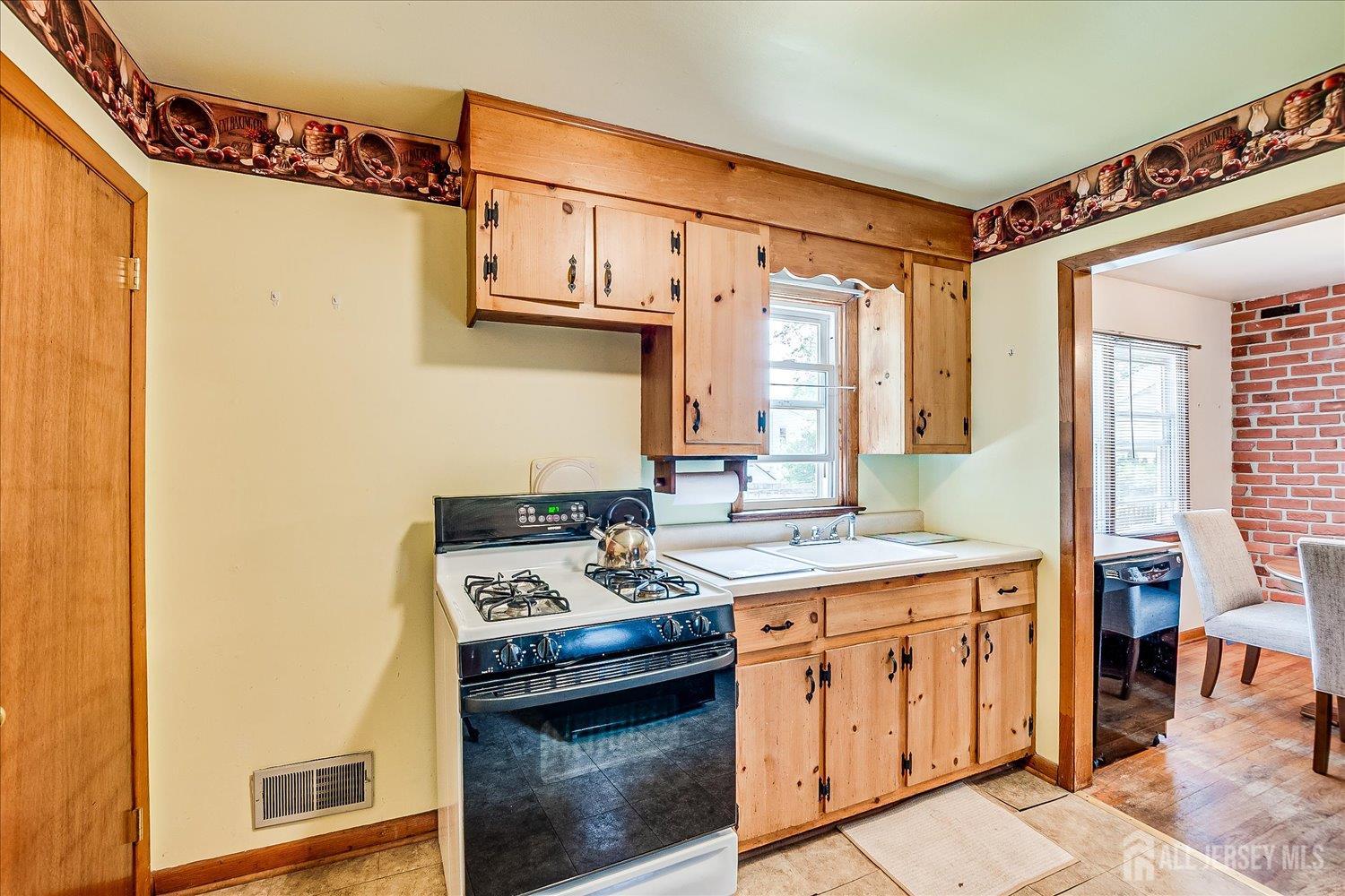 108 Smith Street, South Plainfield, New Jersey image 19