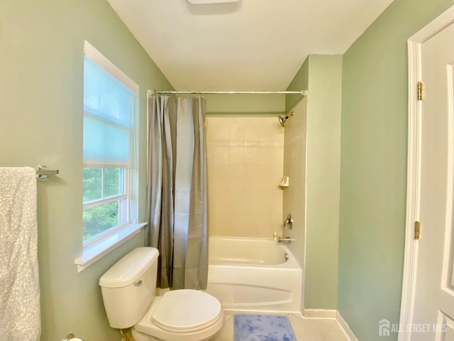 86 Eddington Lane, Monroe Township, New Jersey image 18