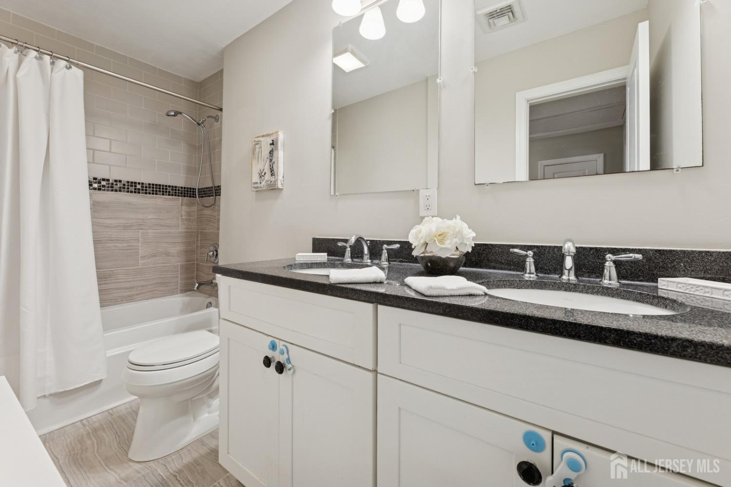 23 Kenz Terrace, West Orange, New Jersey image 32