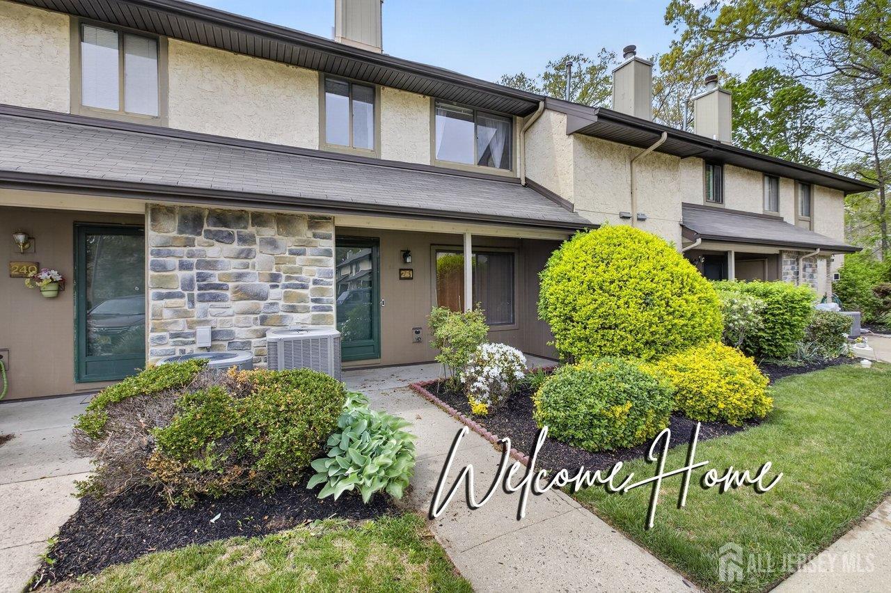 Photo 1 of 25 — 241 Hampshire Drive, Plainsboro, NJ 08536