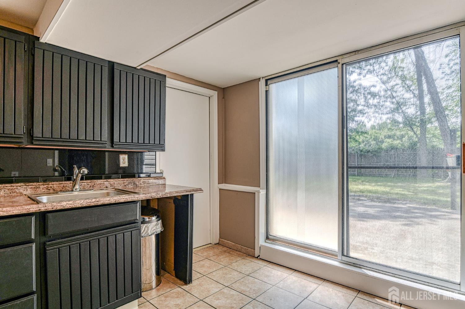 281 Cindy Street, Old Bridge, New Jersey image 33