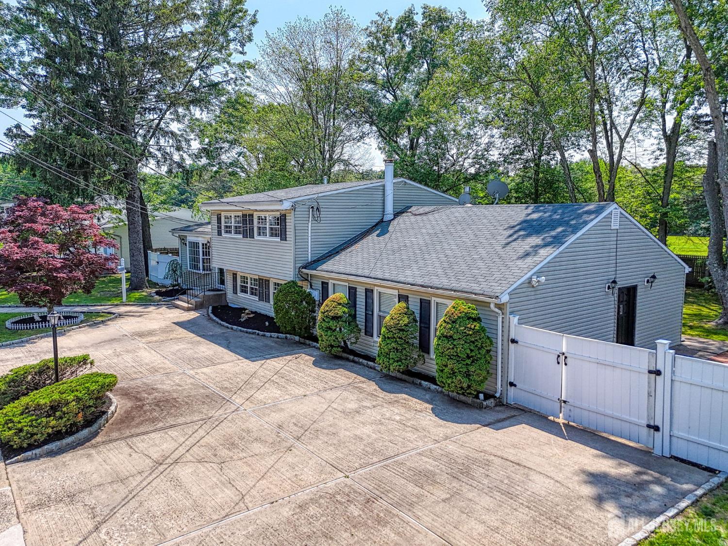 281 Cindy Street, Old Bridge, New Jersey image 40