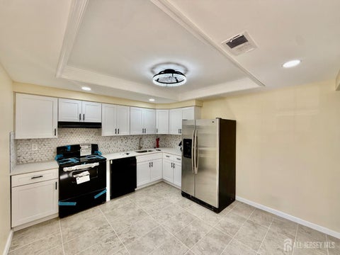 Townhouse For Rent - 1502 Bromley Estates<br/> Camden County, Clementon, NJ 08021