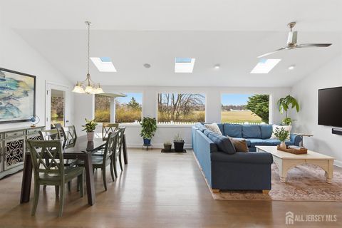 Homes For Sale - 23 Cranbury Neck Road<br/> Middlesex County, Cranbury, NJ 08512