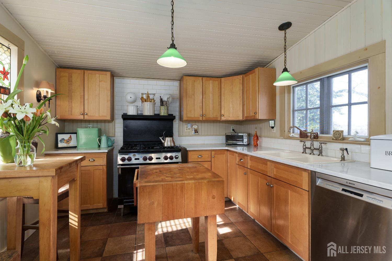 92 Halsey Reed Road, Cranbury, New Jersey image 12