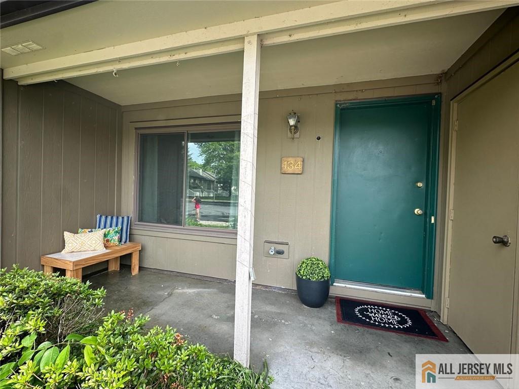 134 Hampshire Drive, Plainsboro, New Jersey image 3