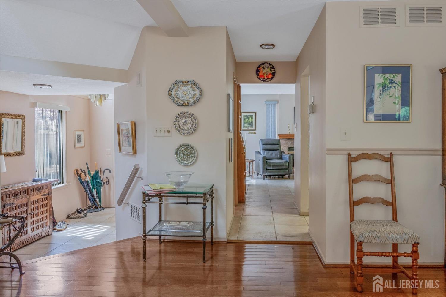 466 Sayre Drive, Plainsboro, New Jersey image 3