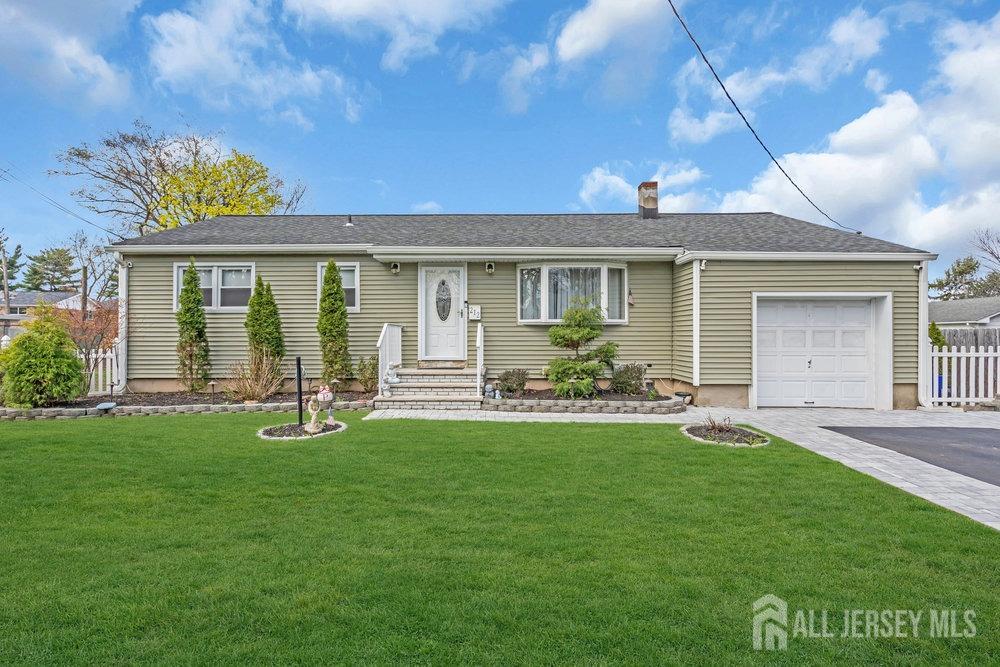 212 Howe Place, Piscataway, New Jersey image 1