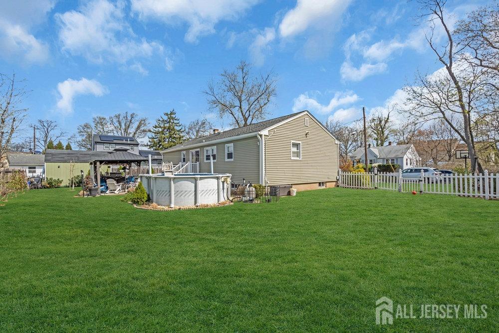 212 Howe Place, Piscataway, New Jersey image 30