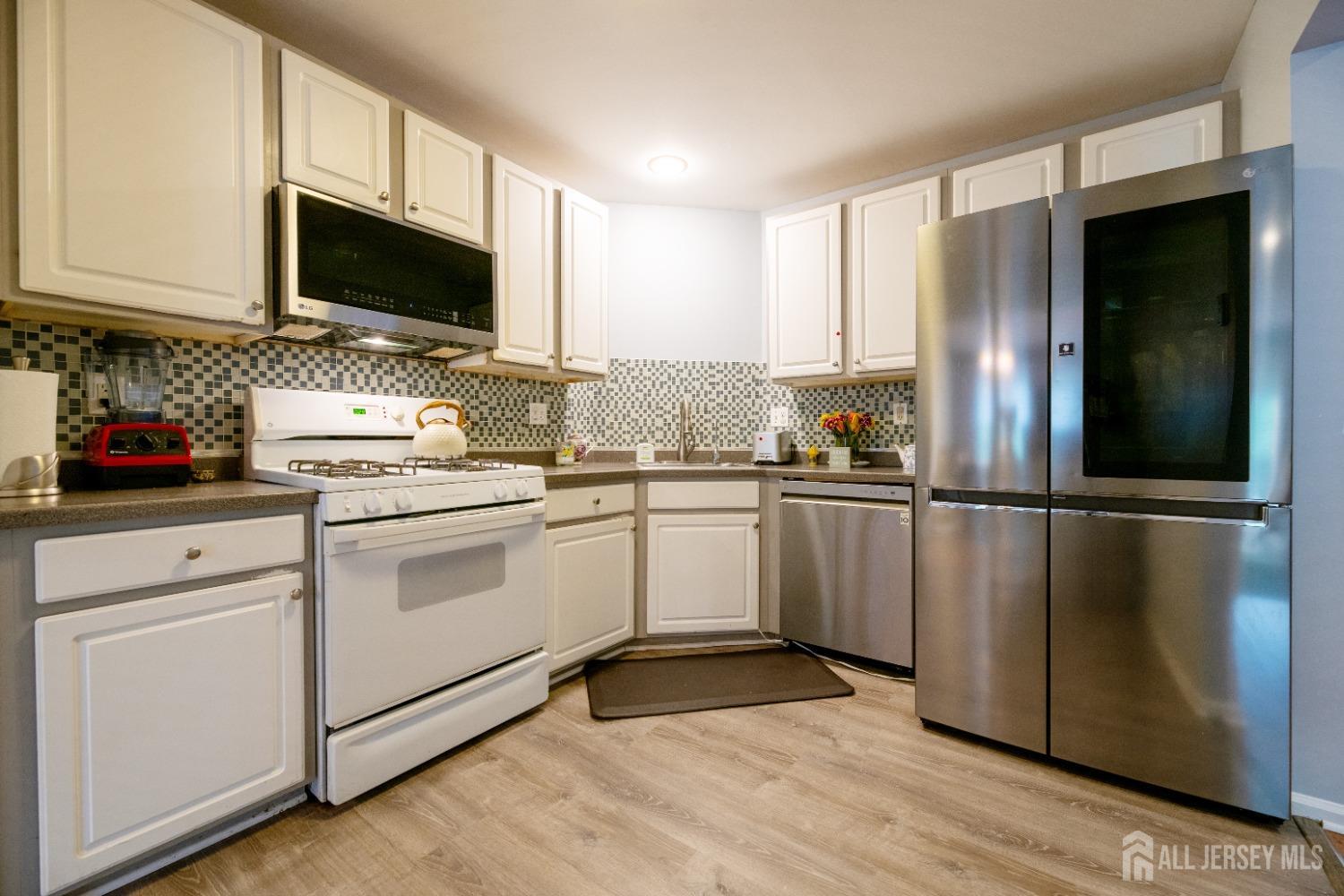 4 Linda Court, Old Bridge, New Jersey image 6