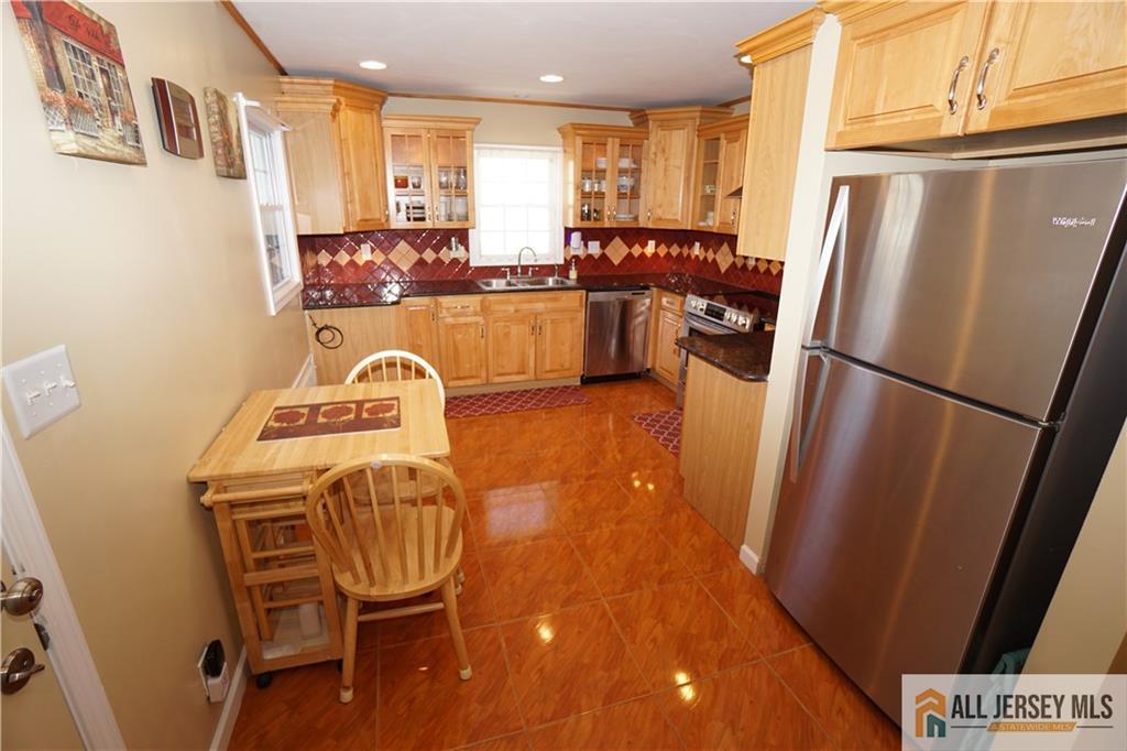 25 Clover Avenue, Colonia, New Jersey image 9