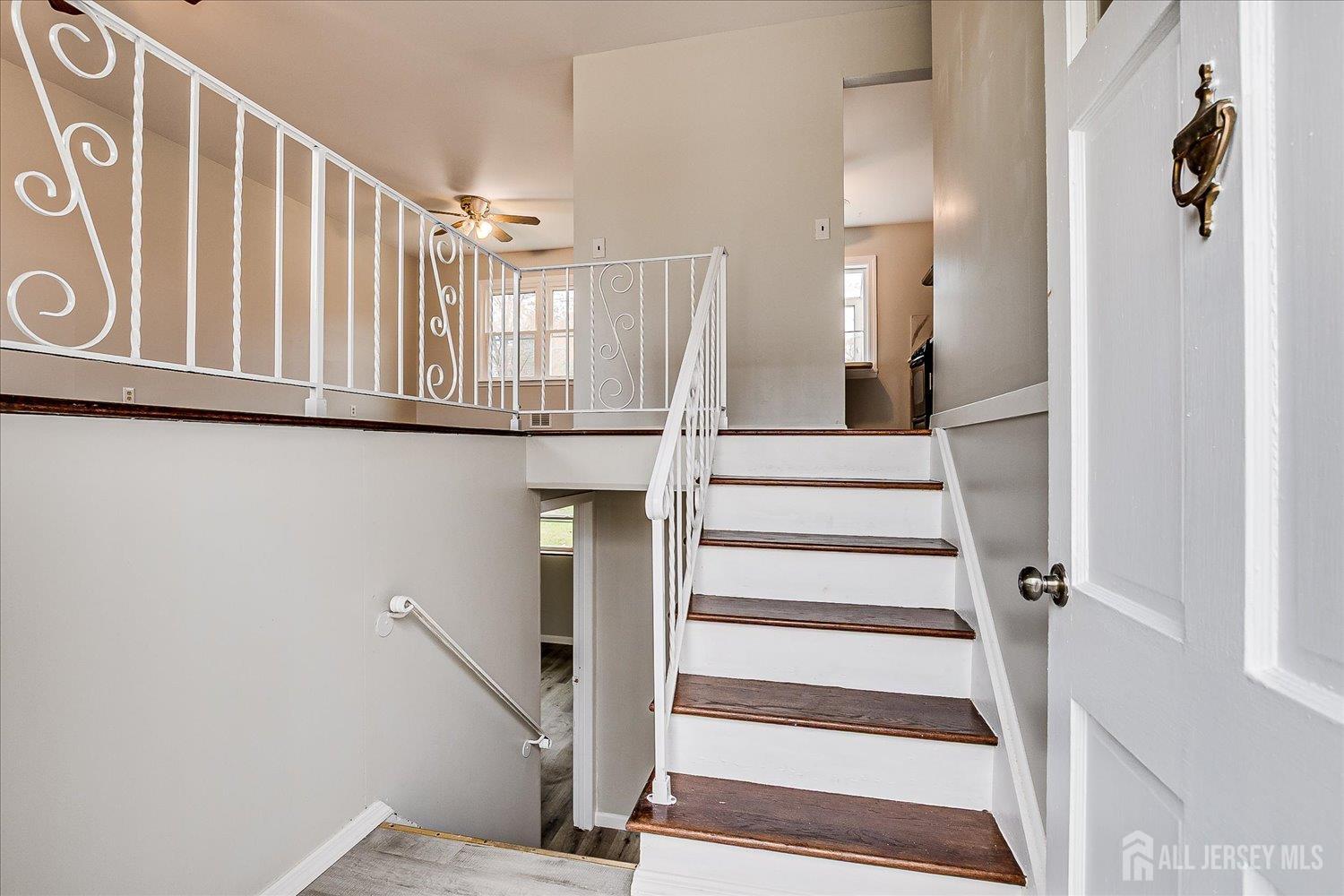 Piscataway, New Jersey 08854, United States, 5 Bedrooms Bedrooms, ,3 BathroomsBathrooms,Residential,Active,238327