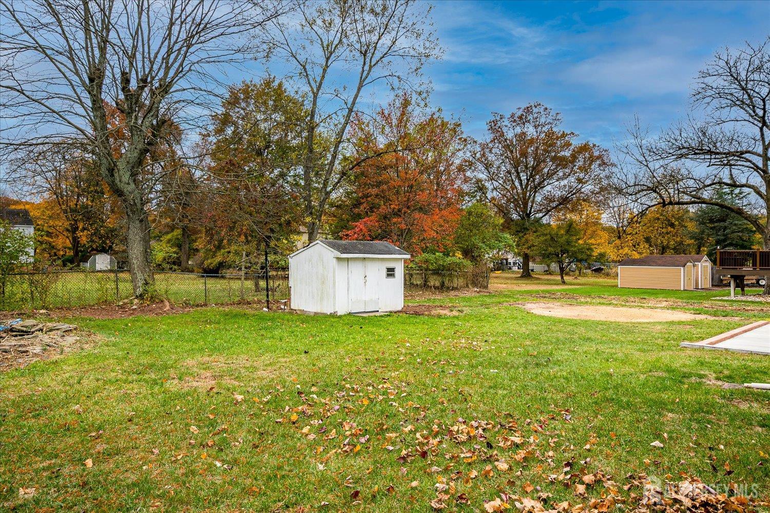 Piscataway, New Jersey 08854, United States, 5 Bedrooms Bedrooms, ,3 BathroomsBathrooms,Residential,Active,238327