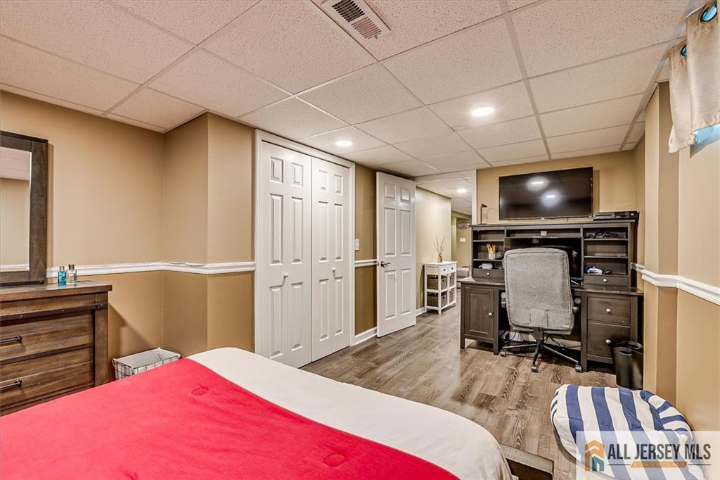 121 Maple Street, Bridgewater, New Jersey image 37