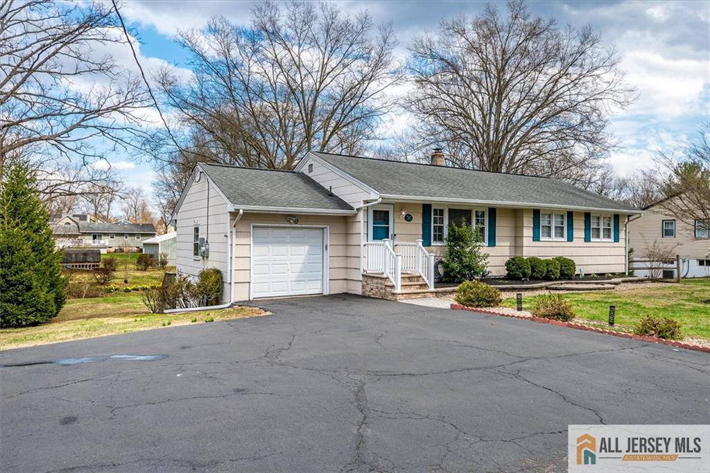121 Maple Street, Bridgewater, New Jersey image 3