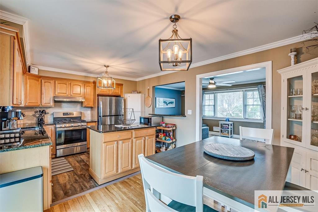 121 Maple Street, Bridgewater, New Jersey image 18