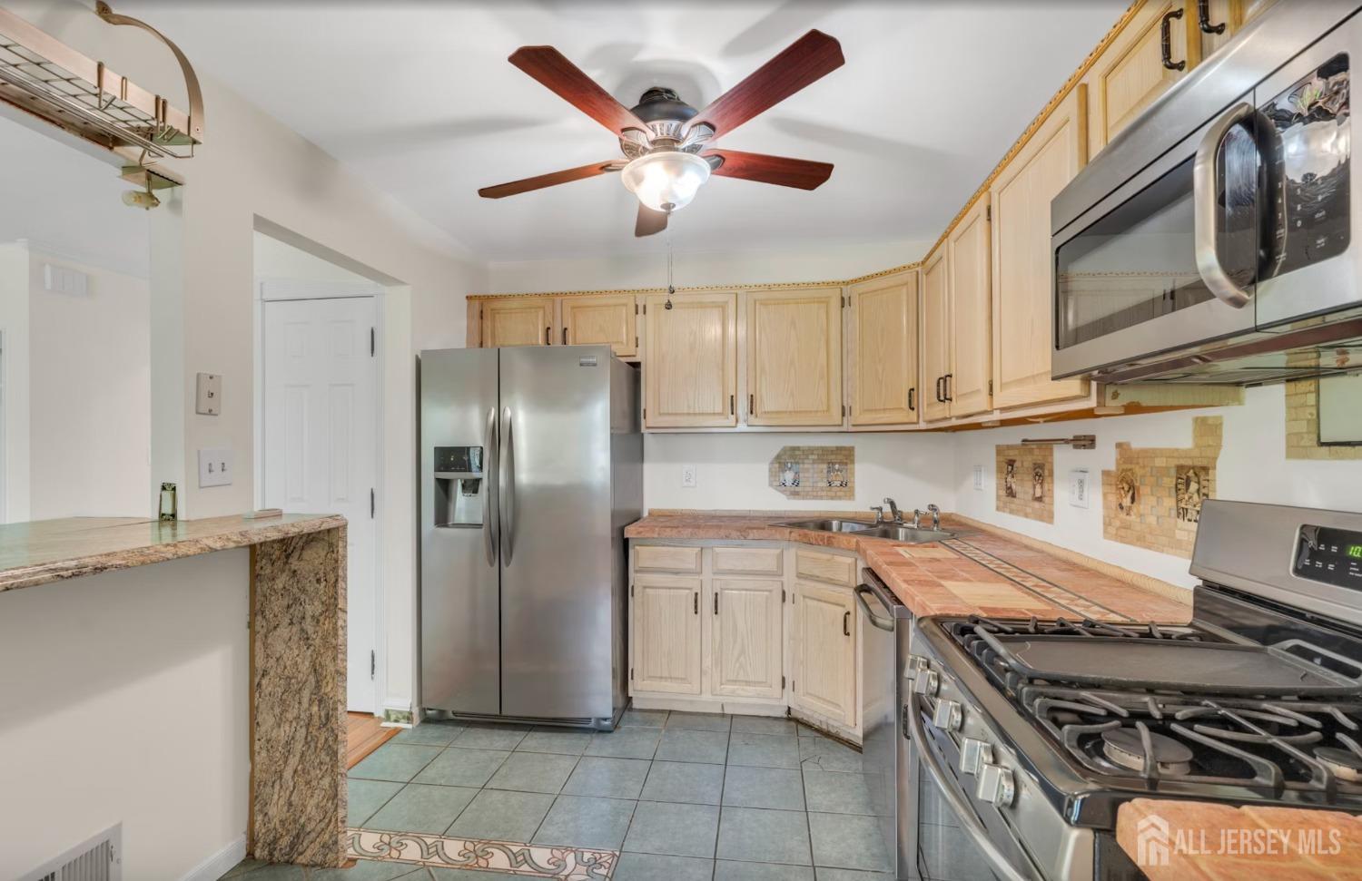 1703 Madaline Drive, Avenel, New Jersey image 8