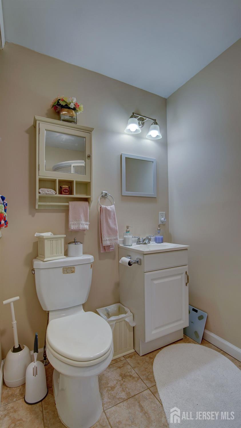 27 Carlton Avenue, Monroe Township, New Jersey image 24