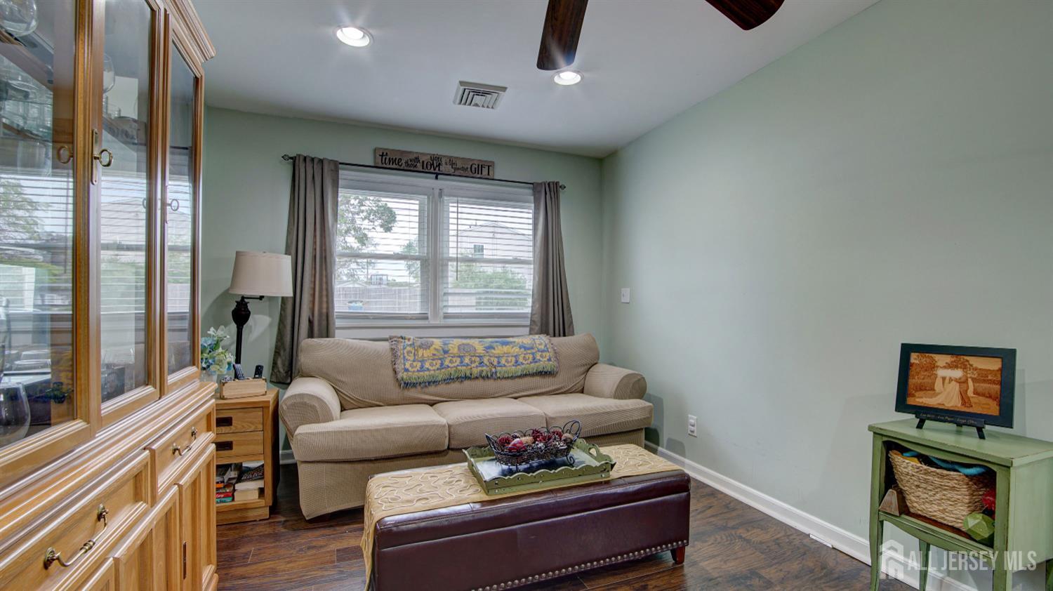 27 Carlton Avenue, Monroe Township, New Jersey image 17