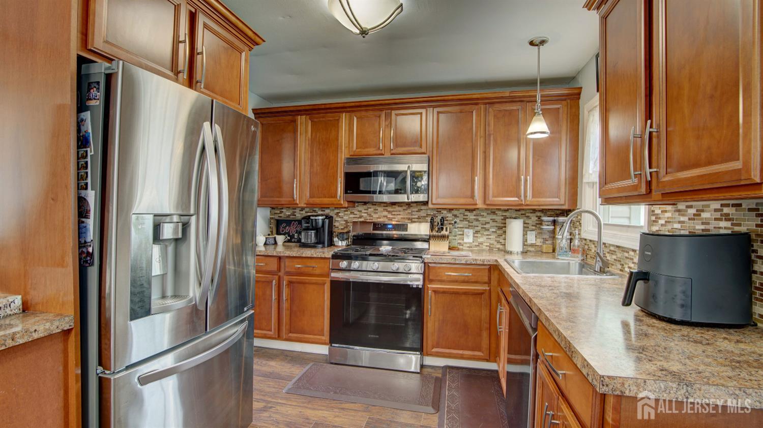 27 Carlton Avenue, Monroe Township, New Jersey image 10