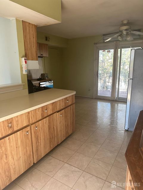 Homes For Sale - 30 Judson Street #8B<br/> Edison, NJ 08837