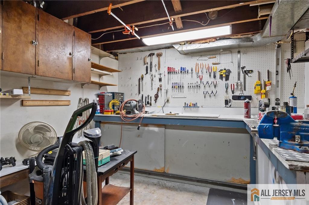 401 Fairview Avenue, Middlesex, New Jersey image 28