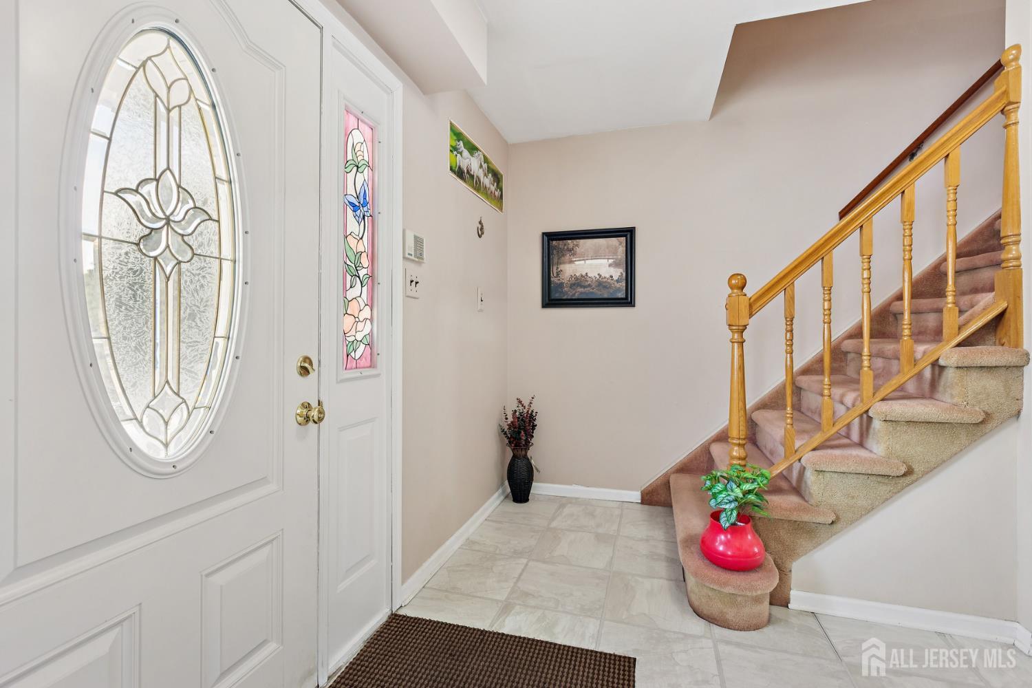 2 Lioni Court