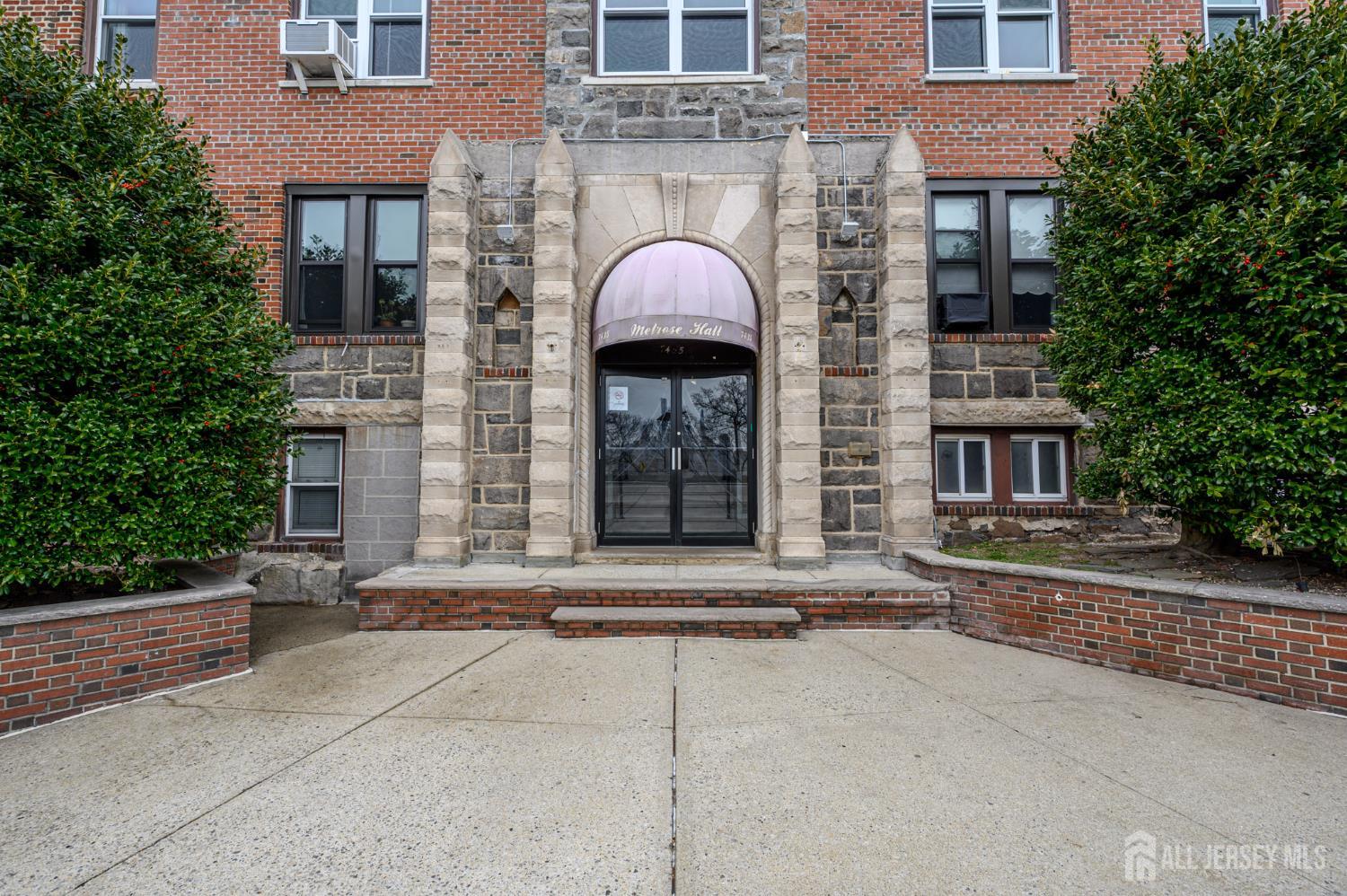 7435 Boulevard East #34, North Bergen, New Jersey image 2