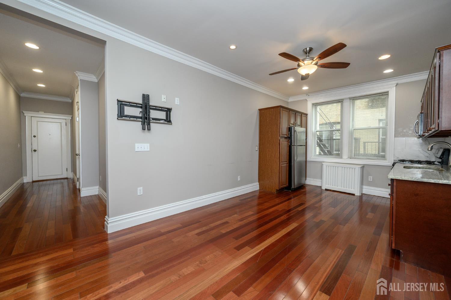 7435 Boulevard East #34, North Bergen, New Jersey image 6