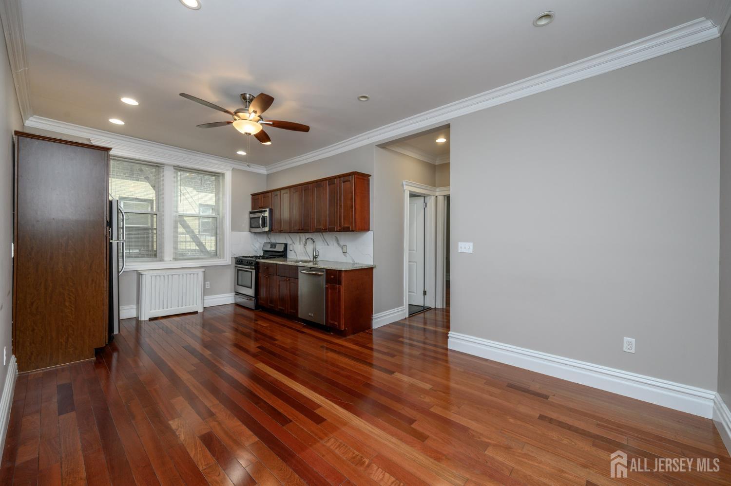7435 Boulevard East #34, North Bergen, New Jersey image 5