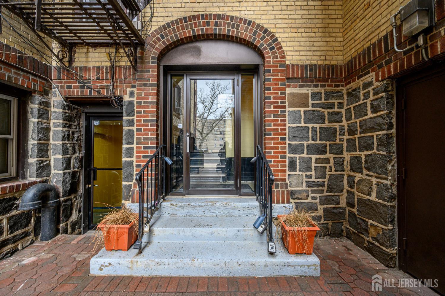 7435 Boulevard East #34, North Bergen, New Jersey image 3