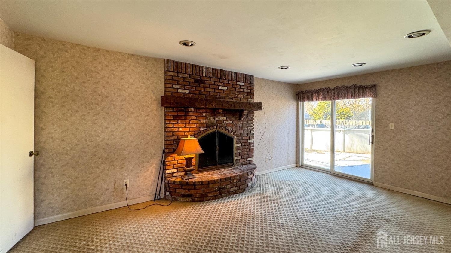 1464 Tooz Place, South Plainfield, New Jersey image 3