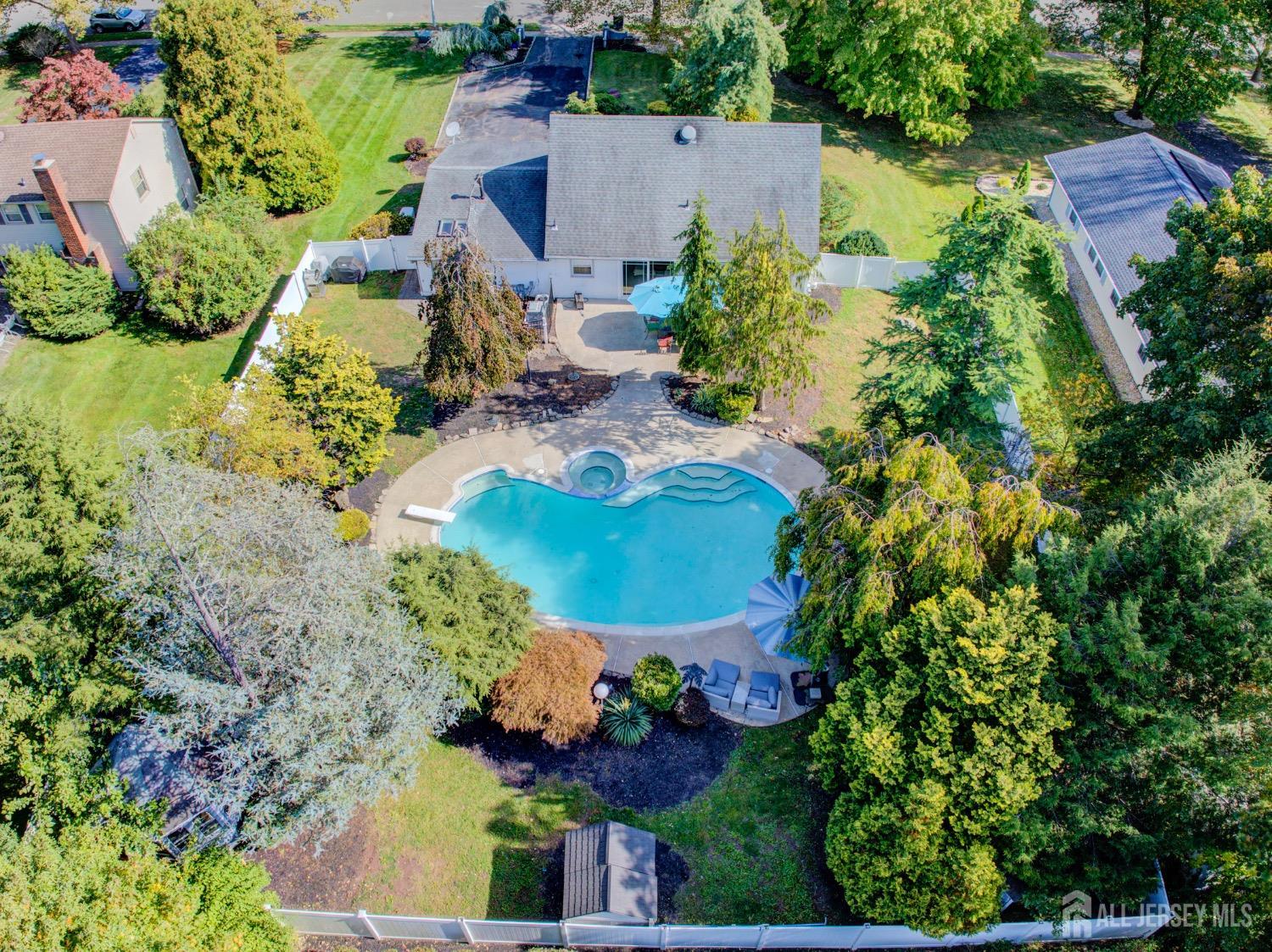 67 Maxwell Lane, Manalapan, New Jersey image 28