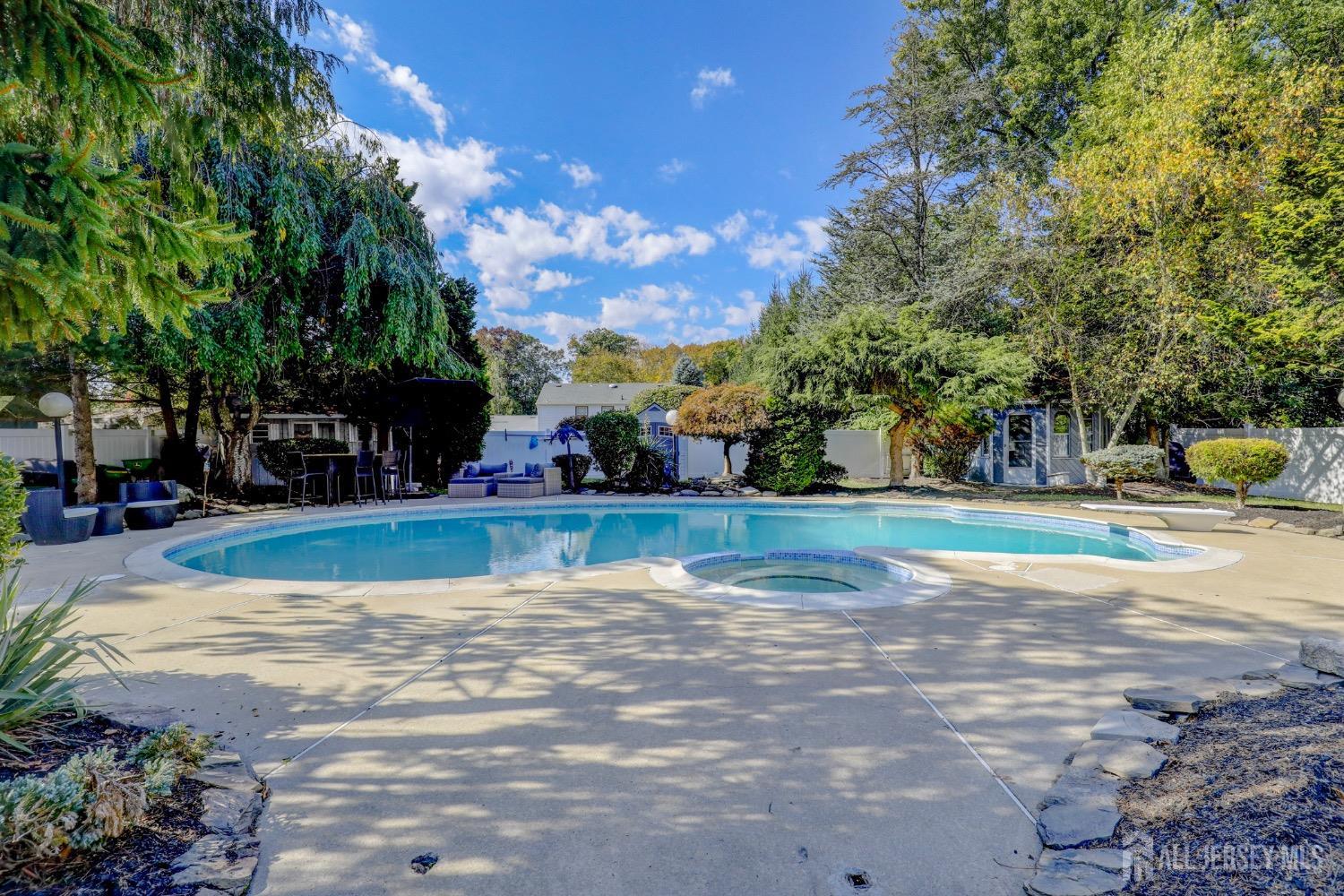 67 Maxwell Lane, Manalapan, New Jersey image 24