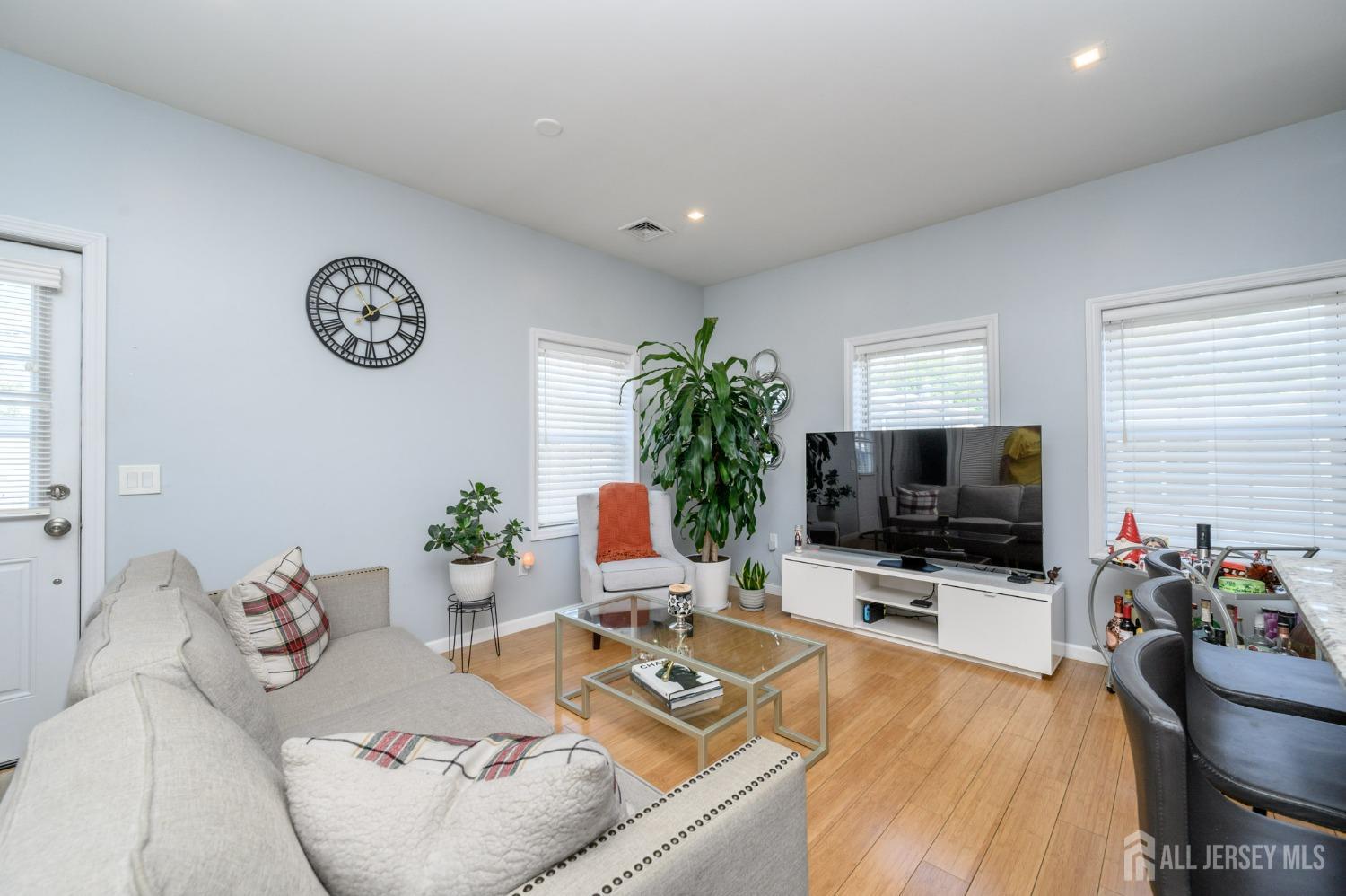 1 Helen Drive, Moonachie, New Jersey image 5
