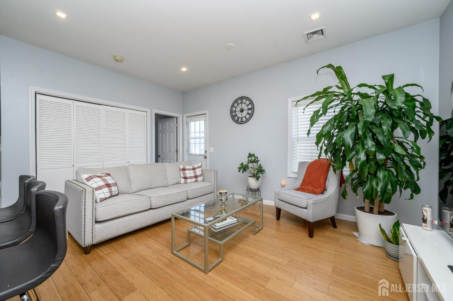 1 Helen Drive, Moonachie, New Jersey image 6
