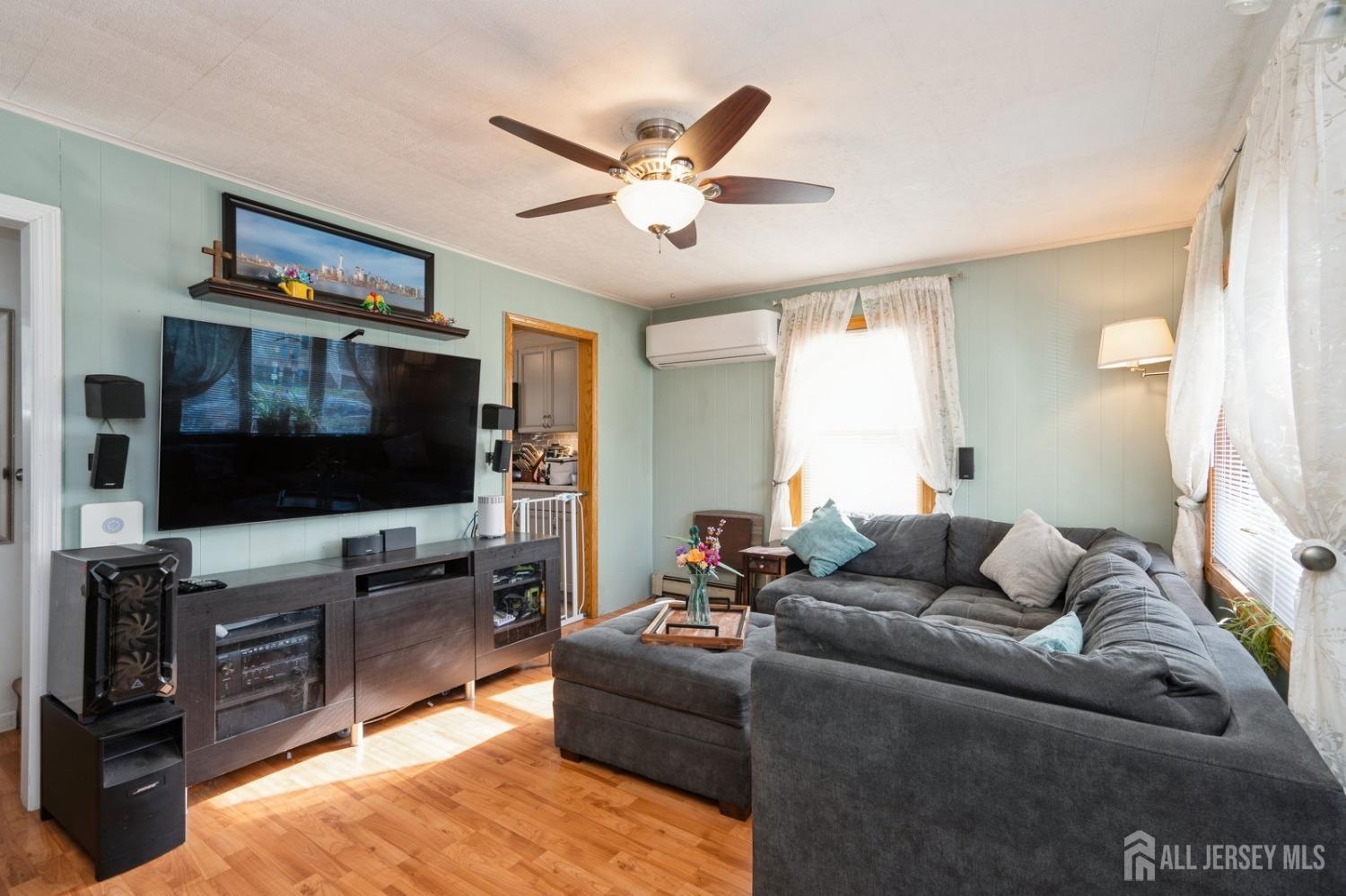 188 Orchard Avenue, Old Bridge, New Jersey image 2