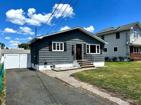 Homes For Sale - 154 Tabb Avenue<br/> Middlesex County, Piscataway, NJ 08854