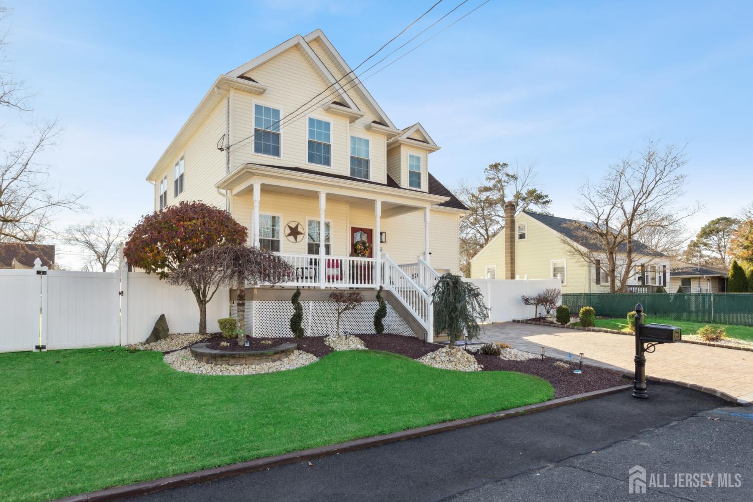 Monroe, New Jersey 08831, United States, 4 Bedrooms Bedrooms, ,4 BathroomsBathrooms,Residential,Active,251052