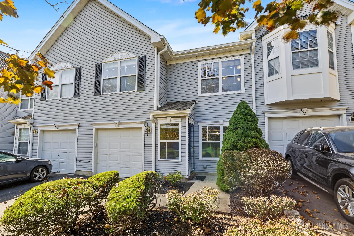 103 Creststone Circle