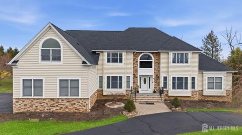 Homes For Sale - 3 Cole Court<br/> Flemington, NJ 08822