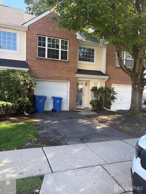Homes For Sale - 208 Hidden Woods Court<br/> Piscataway, NJ 08854