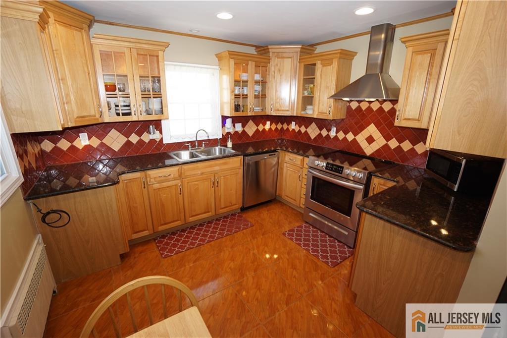 25 Clover Avenue, Colonia, New Jersey image 15