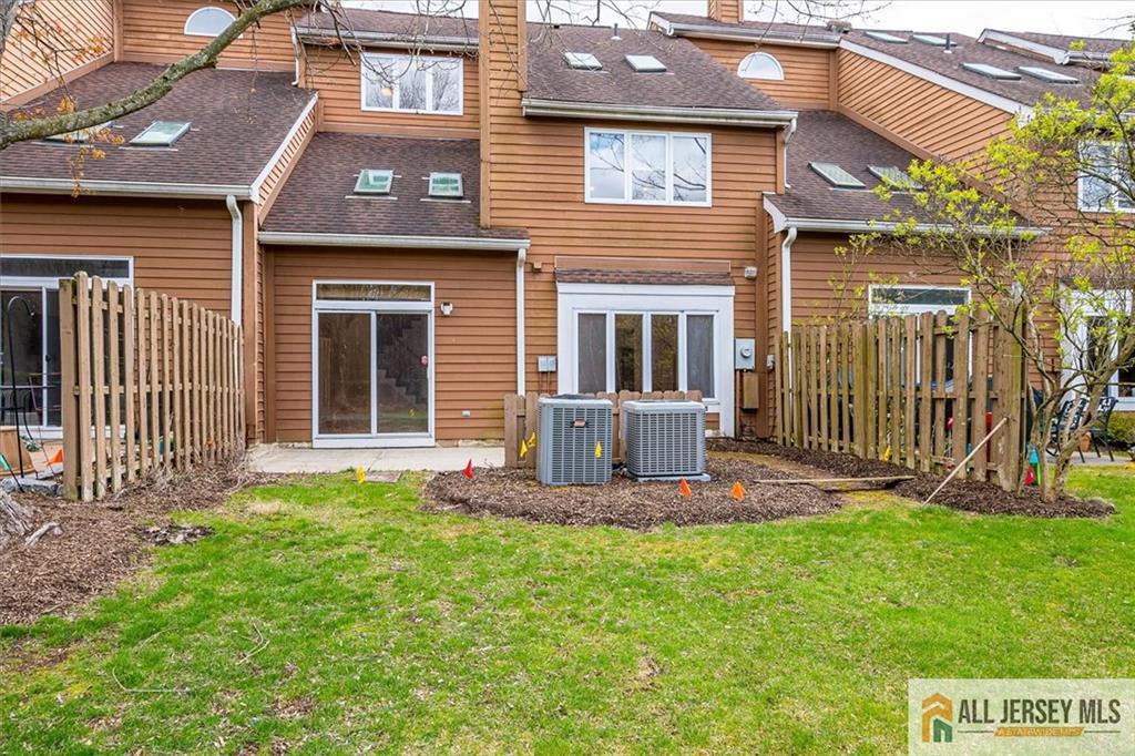 144 Coppertree Court #144, Edison, New Jersey image 39
