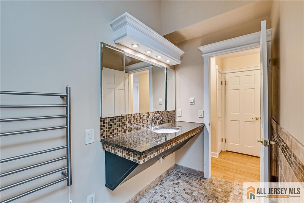 144 Coppertree Court #144, Edison, New Jersey image 29