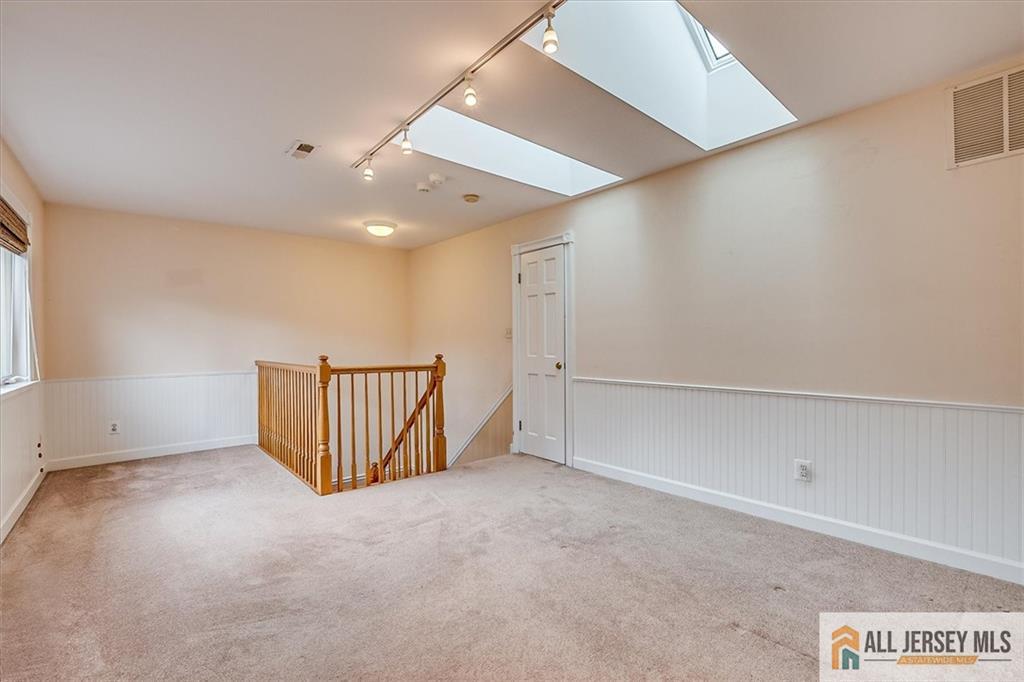 144 Coppertree Court #144, Edison, New Jersey image 37