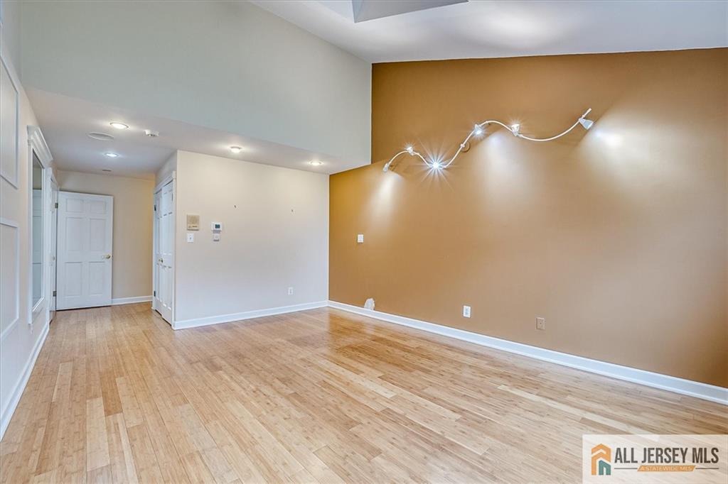 144 Coppertree Court #144, Edison, New Jersey image 15
